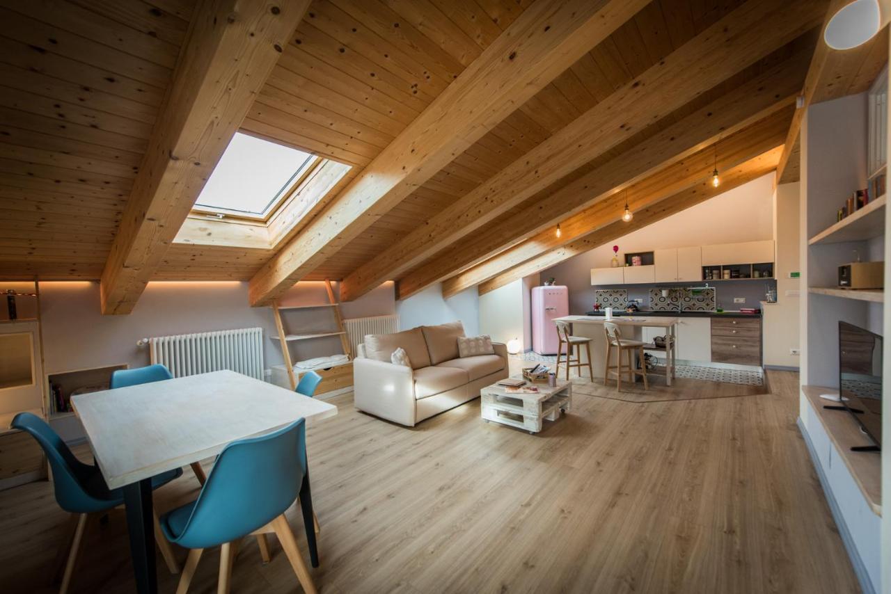 Loft 29 Mansardato Con Ampio Terrazzo Bussoleno 外观 照片